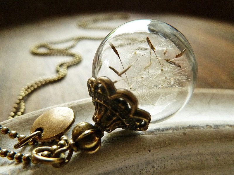 Pusteblumenkette Bronze Dandelion Necklace Vintage Style Boho Jewelry Glass Ball Glaskugelschmuck Make A Wish Wünsch Dir Was von VillaRosaSchmuck
