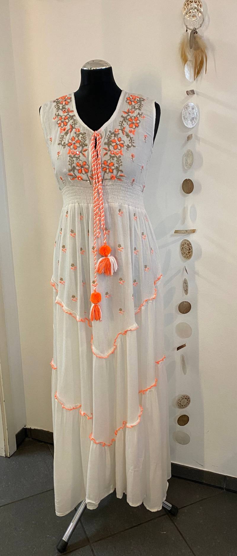 Hippie Kleid, Boho Style, Stickerei Gr. S/M , Weiß Langes Kleid von Villakunterbunt12