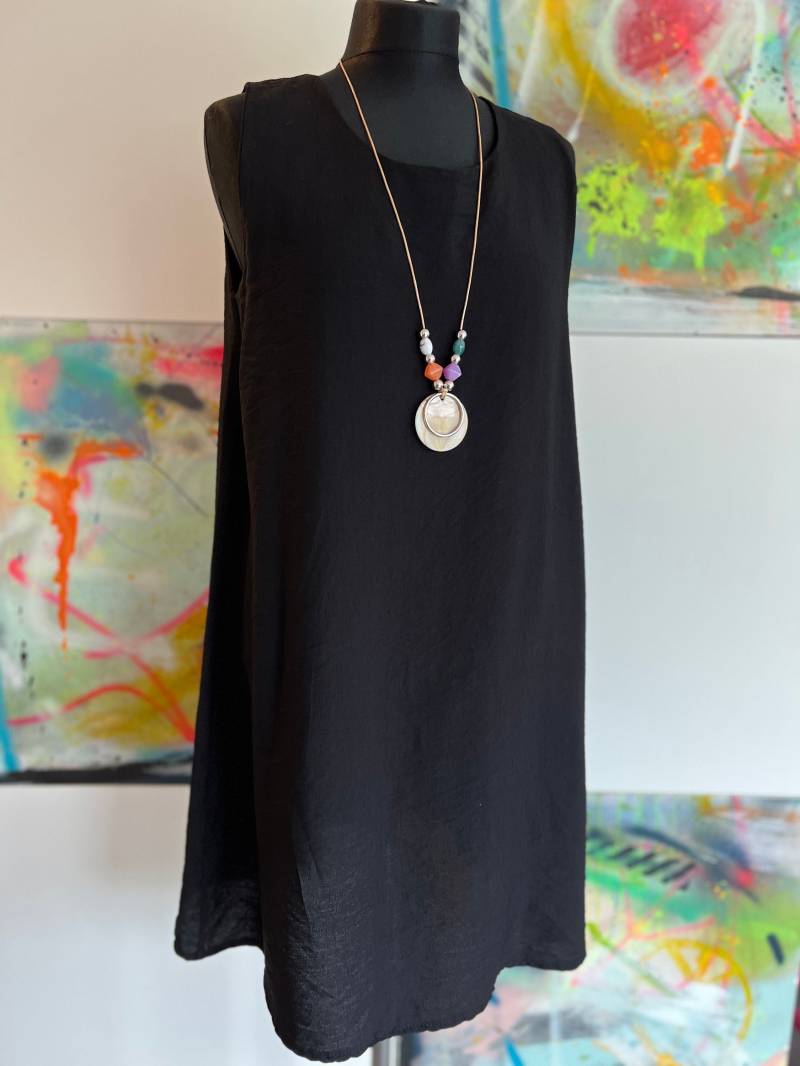 Kleid//Boho Style//Schwarz//Knielanges Kleid//Mit Halskette// Kleid//Boho Style//Schwarz//Knielanges Kleid//Mit Halskette// von Villakunterbunt12