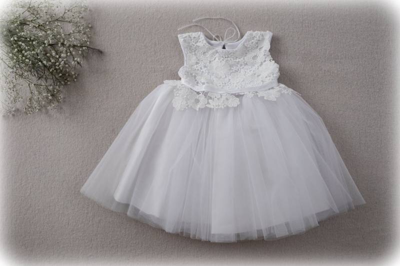 Taufkleid, Hochzeitskleid, Blumenmädchenkleid von VilmaKenti