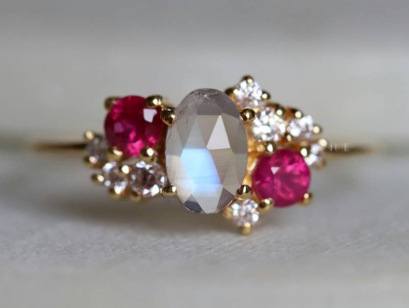 Cluster Mondstein Rubin Und Diamant Verlobungsring - Juni Birthstone Ring Einzigartiger von VimleshBadaya
