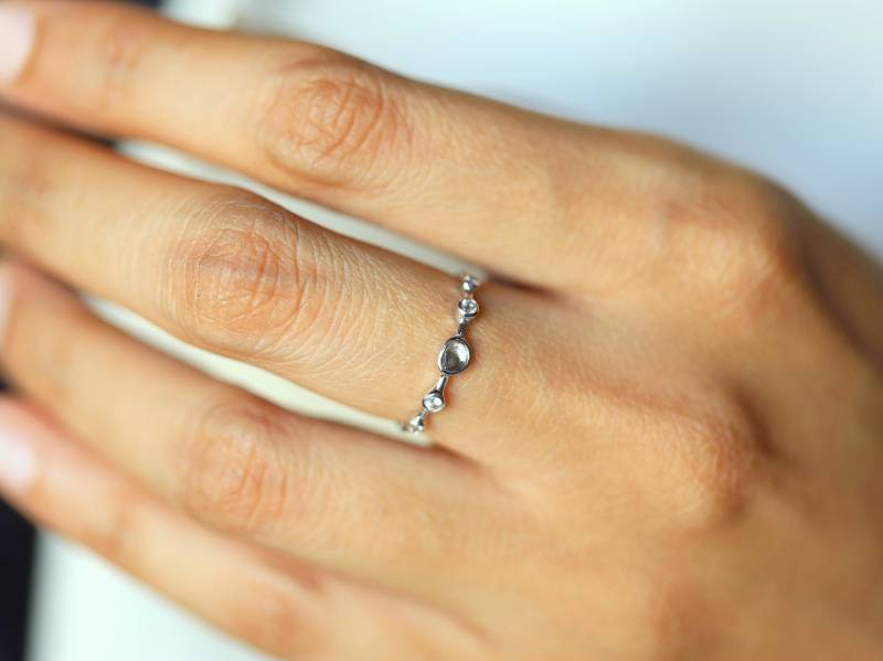 Diamant Und Saphir Ring - Mit Rosenschliff Polki Eleganter Einzigartiger Schmuck von VimleshBadaya