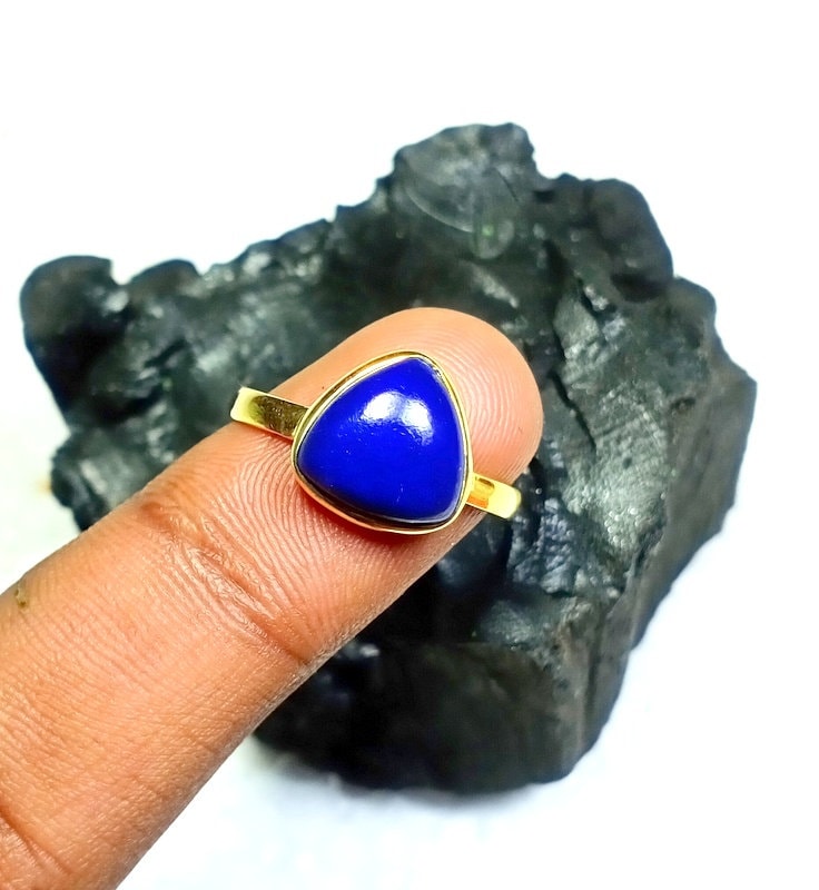 Natürlicher Lapis Lazuli Ring - 10x10mm 925 Sterling Silber 18K Vergoldeter Statement Geschenk Für Ihn von VinayakJewelsArt