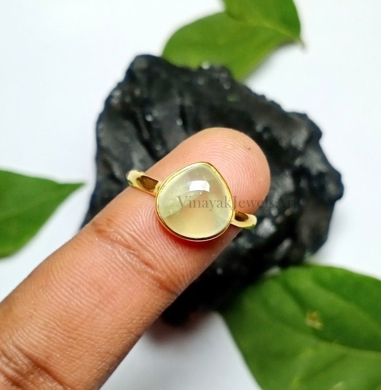 Natürlicher Prehnit Edelstein Ring 10x10mm Herz - 18K Micron Vergoldeter 925 Sterling Silber Statement Geschenk Für Mutter von VinayakJewelsArt