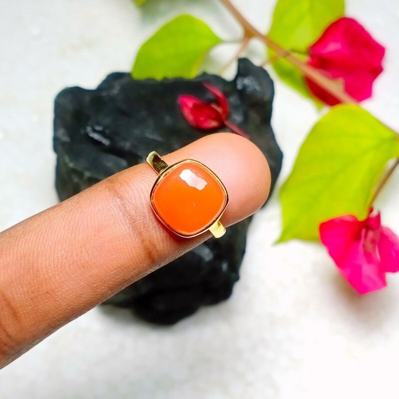 Orange Chalcedon Ring - 10mm Kissenform 925 Sterling Silber 18K Micron Vergoldet- Schmuck Geschenk Für Ihn von VinayakJewelsArt