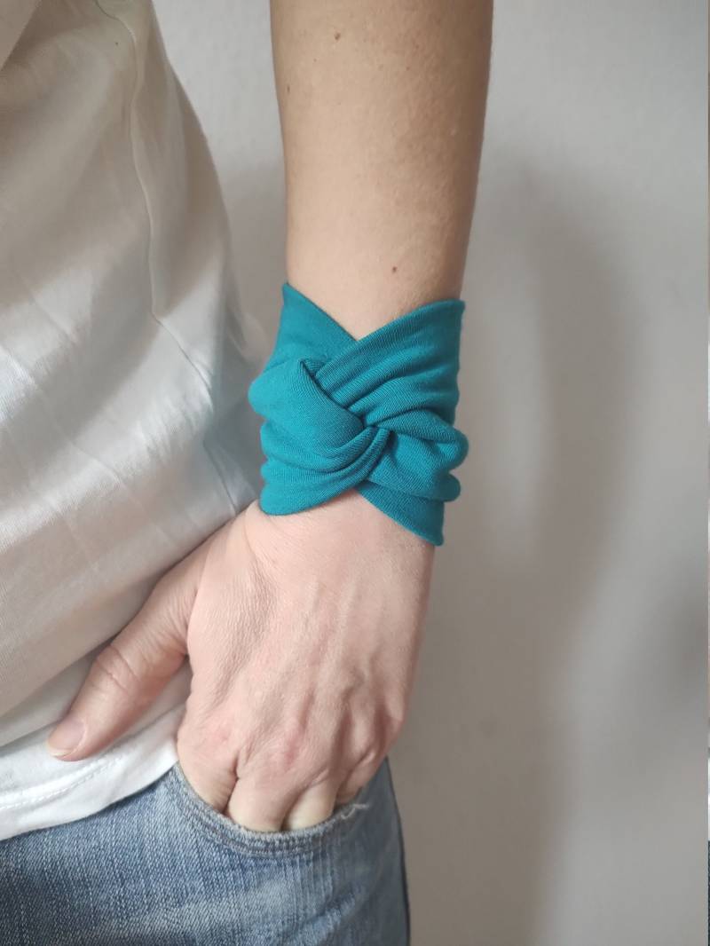 Teal Blau Twist Handgelenk Manschette Armband Wrap Armbänder Mode Accessoire Frauen Jugendliche Tattoo Vertuschen Stoff Schmuck von VinciBazaar