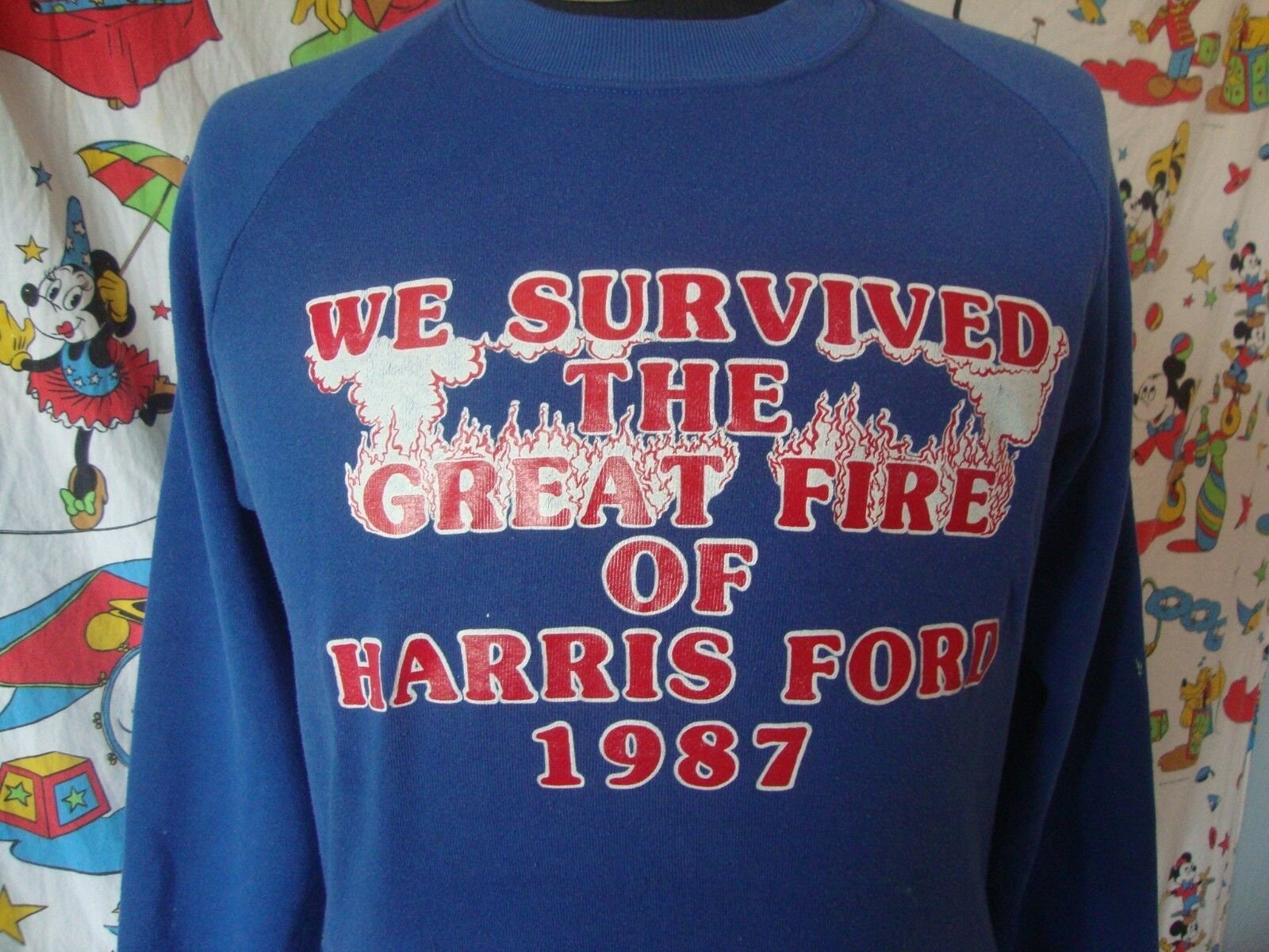 Jahrgang 80Er Jahre Ich Überlebte Das Große Feuer Von Harris Ford 1987 Sweatshirt L von VinnieVtg