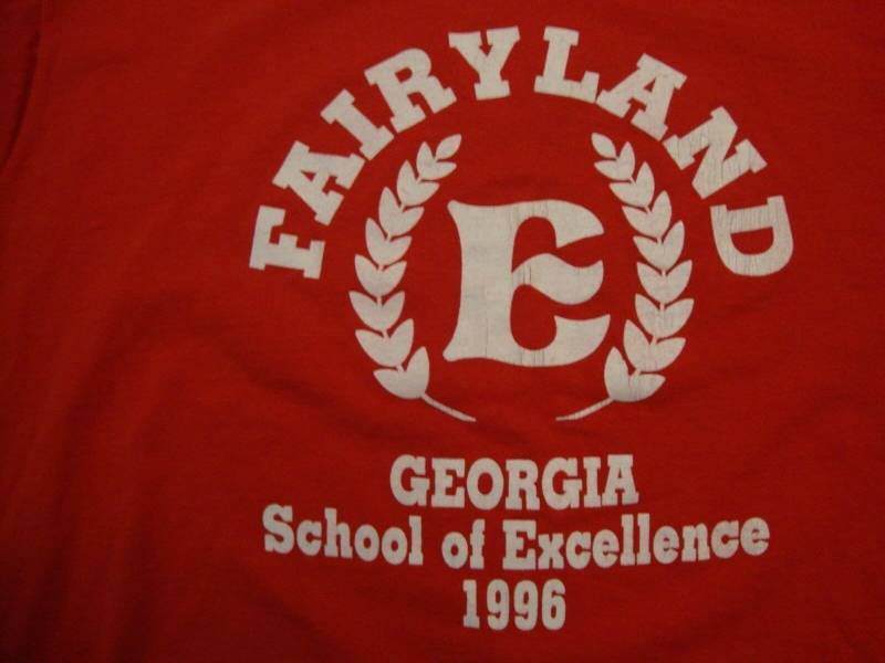 Jahrgang Fairyland Georgia Schule Der Exzellenz 1996 Rot T Shirt Größe L von VinnieVtg