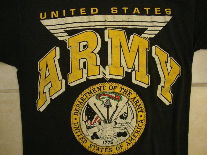 Jahrgang United States Army Militär Dienen Freiheit Kampf Flagge Schwarz T Shirt S von VinnieVtg