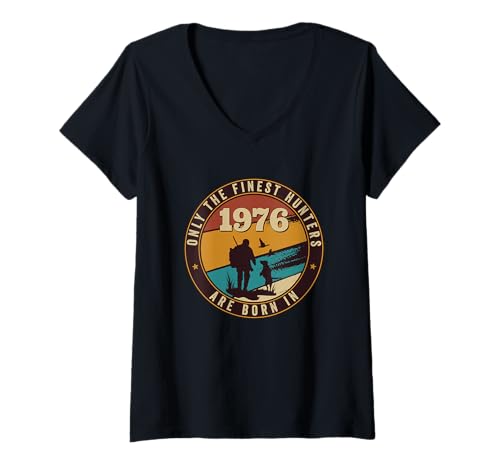 Damen Finest Hunters Are Born 1976 Geburtstag 45 Jahre Deer Hunter T-Shirt mit V-Ausschnitt Damen Finest Hunters Are Born 1976 Geburtstag 45 Jahre Deer Hunter T-Shirt mit V-Ausschnitt von Vintage 45 Year Old Deer Hunter 45th Birthday 1976