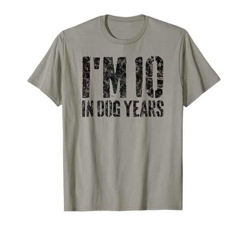 I'm 10 In Dog Years Funny 70th Birthday Gift Men Gag T-Shirt I'm 10 In Dog Years Funny 70th Birthday Gift Men Gag T-Shirt von Vintage 70th Birthday Gift Tees Ideas Co.