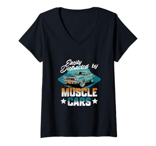 Damen Leicht abgelenkt von Muscle Cars Lustiger alter Oldtimer Guy T-Shirt mit V-Ausschnitt Damen Leicht abgelenkt von Muscle Cars Lustiger alter Oldtimer Guy T-Shirt mit V-Ausschnitt von Vintage Muscle Cars Apparel Gifts Shop