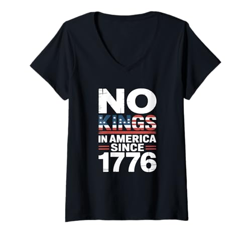 Damen No Kings in America Since 1776 Distressed USA Vintage Flagge T-Shirt mit V-Ausschnitt von Vintage No Kings In America Since 1776 Tee