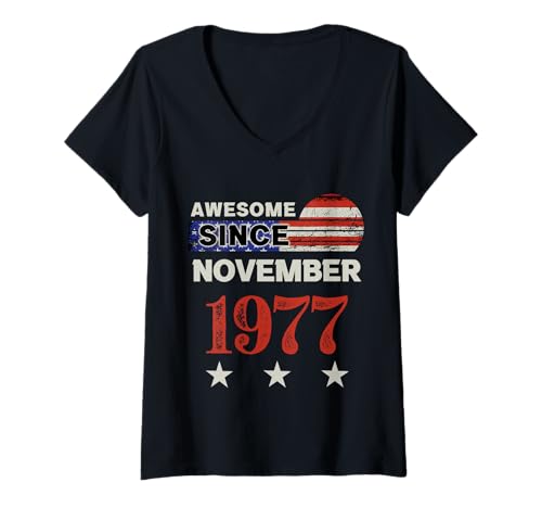 Damen Fantastisch seit 1977, Vintage-Klassiker mit US-Flagge, November 1977 T-Shirt mit V-Ausschnitt von Vintage USA Flag Classic American Flag Birthday
