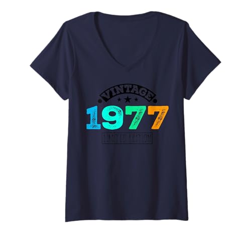 Damen Limitierte Auflage – Vintage 1977 T-Shirt mit V-Ausschnitt von Vintage Year of Birth Gifts Apparel & Accessories