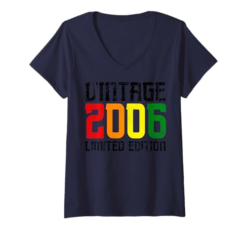 Damen Limitierte Auflage – Vintage 2006 T-Shirt mit V-Ausschnitt von Vintage Year of Birth Gifts Apparel & Accessories