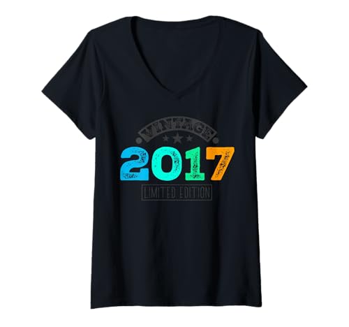Damen Limitierte Auflage – Vintage 2017 T-Shirt mit V-Ausschnitt von Vintage Year of Birth Gifts Apparel & Accessories