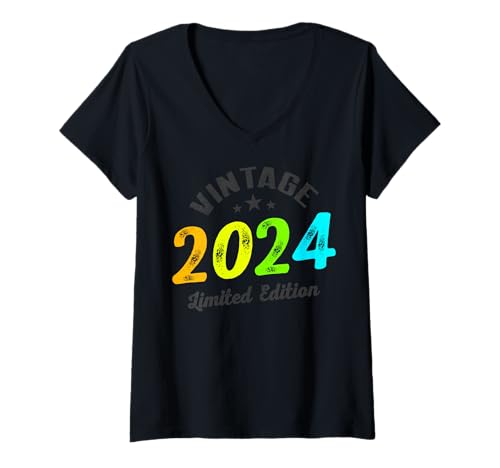 Damen Limitierte Auflage - Vintage 2024 T-Shirt mit V-Ausschnitt von Vintage Year of Birth Gifts Apparel & Accessories