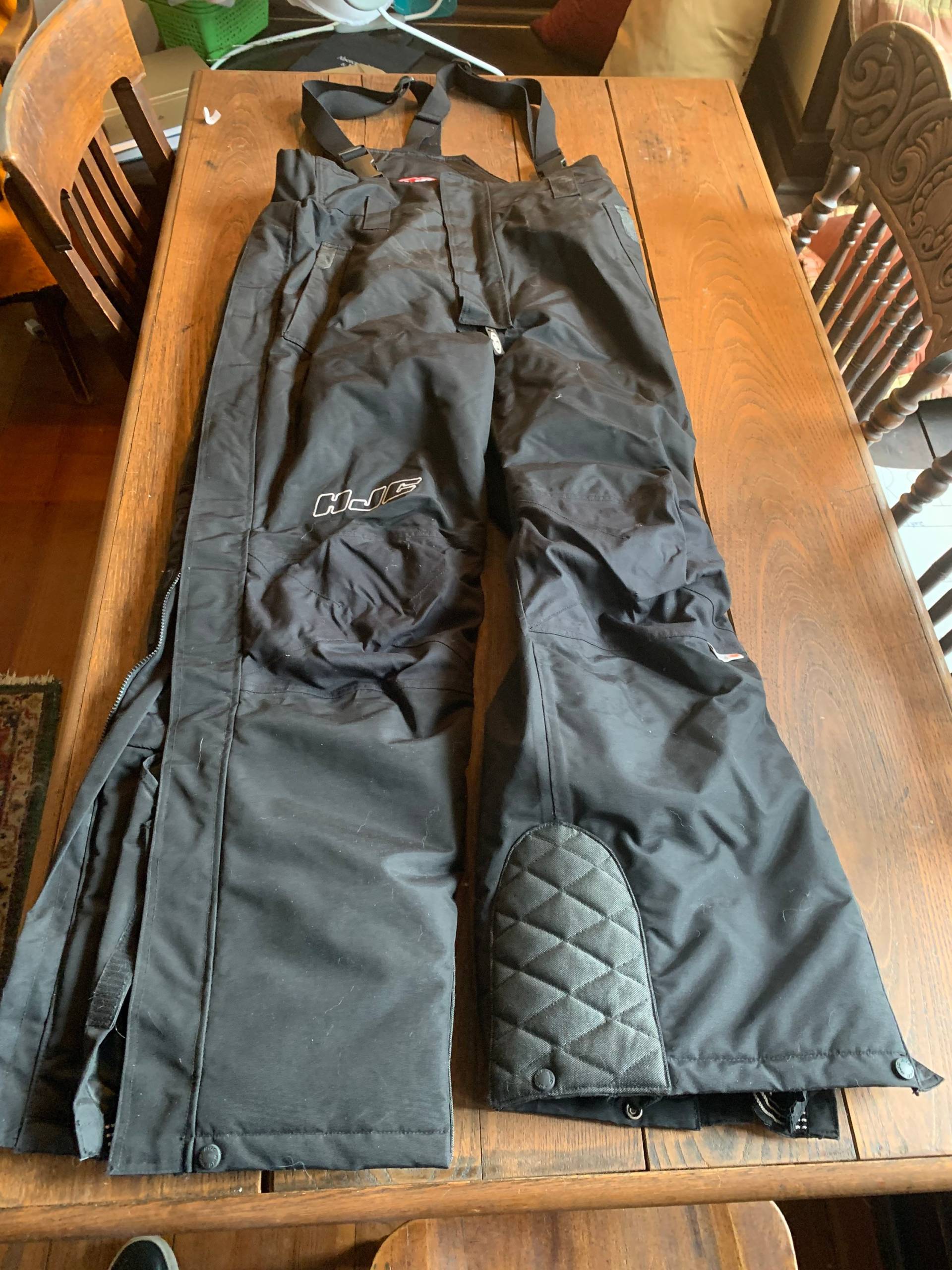 Hjc Marke Schnee-Lätzchen Ski Lätzchen Gr.xl Schwarz Euc Ausgezeichneter Zustand von Vintage317Indy