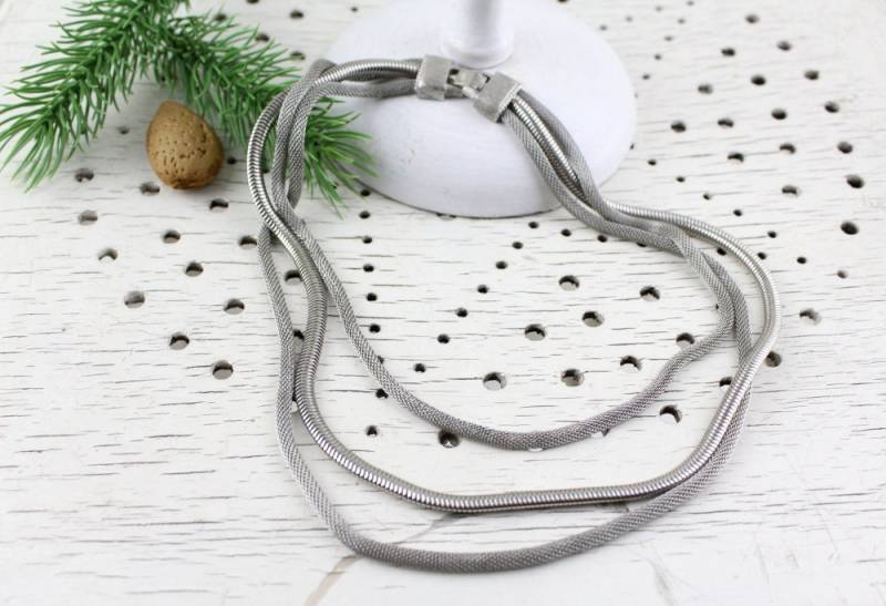 Versilberte Halskette 50Er Jahre Vintage Ketten Verschluss Frauen Hochzeit Opulente Versilberte Halskette 50Er Jahre Vintage Ketten Verschluss Frauen Hochzeit Opulente von Vintage4Moms