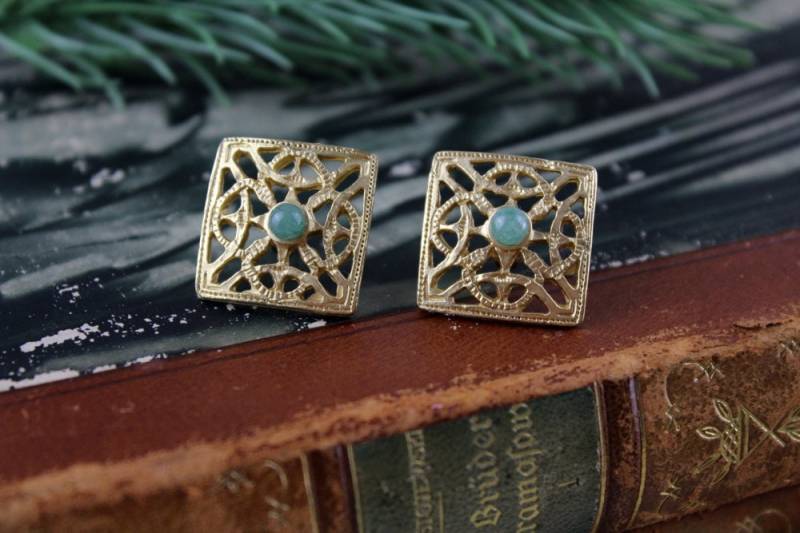 Vintage Vergoldet 70Er Jahre Ohrringe Frauen Schmuck Mid Century Ohrstecker Kunststoff Perlen Hochwertig Verarbeitet von Vintage4Moms