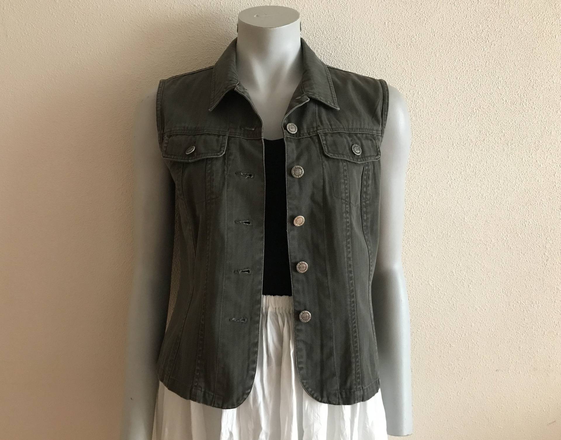 Damen Weste Olivgrün Khaki Baumwolle Tailliert Traditionelle Formelle Klassisch Romantisch Mittlere Größe Damen Weste Olivgrün Khaki Baumwolle Tailliert Traditionelle Formelle Klassisch Romantisch Mittlere Größe von VintageAgency
