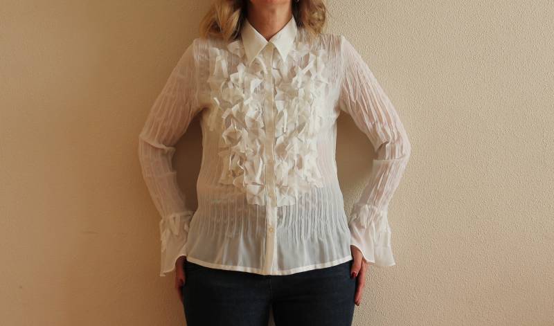 Weiße Bluse Frauen Vintage Akkordeon Plissee Sheer Langarm Button Up Shirt Medium von VintageAgency