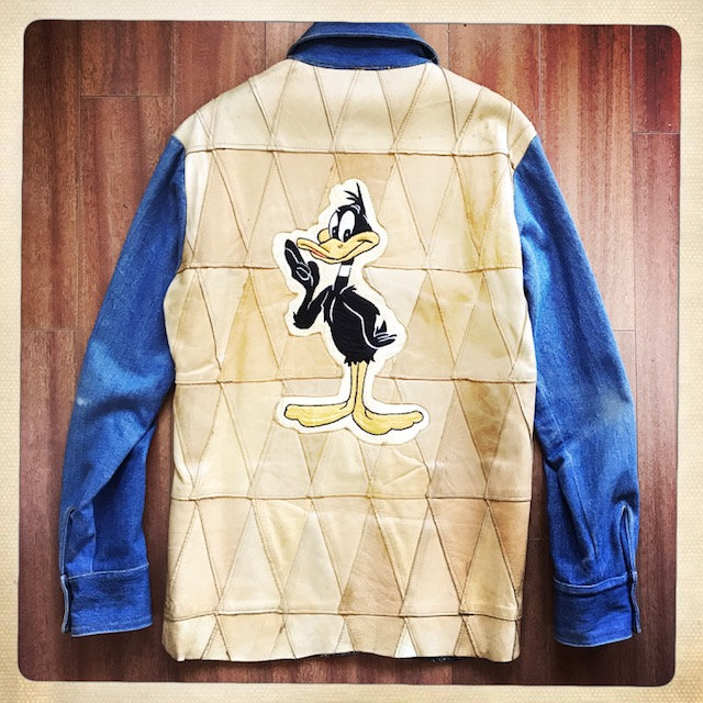 Erstaunliche Vintage 70Er Jahre Bestickte Daffy Ente Antonio Guiseppe Denim Leder Patchwork Shirt Jacke - Größe 2xl Unisex Slim Fit von VintageAmericano