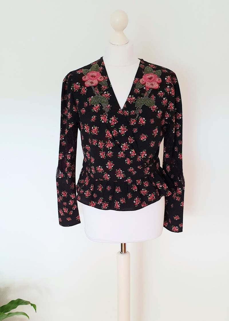 Hippie Folklore Wickel Bluse L 40 Gothic Vintage Perlenstickerei von VintageAndCream