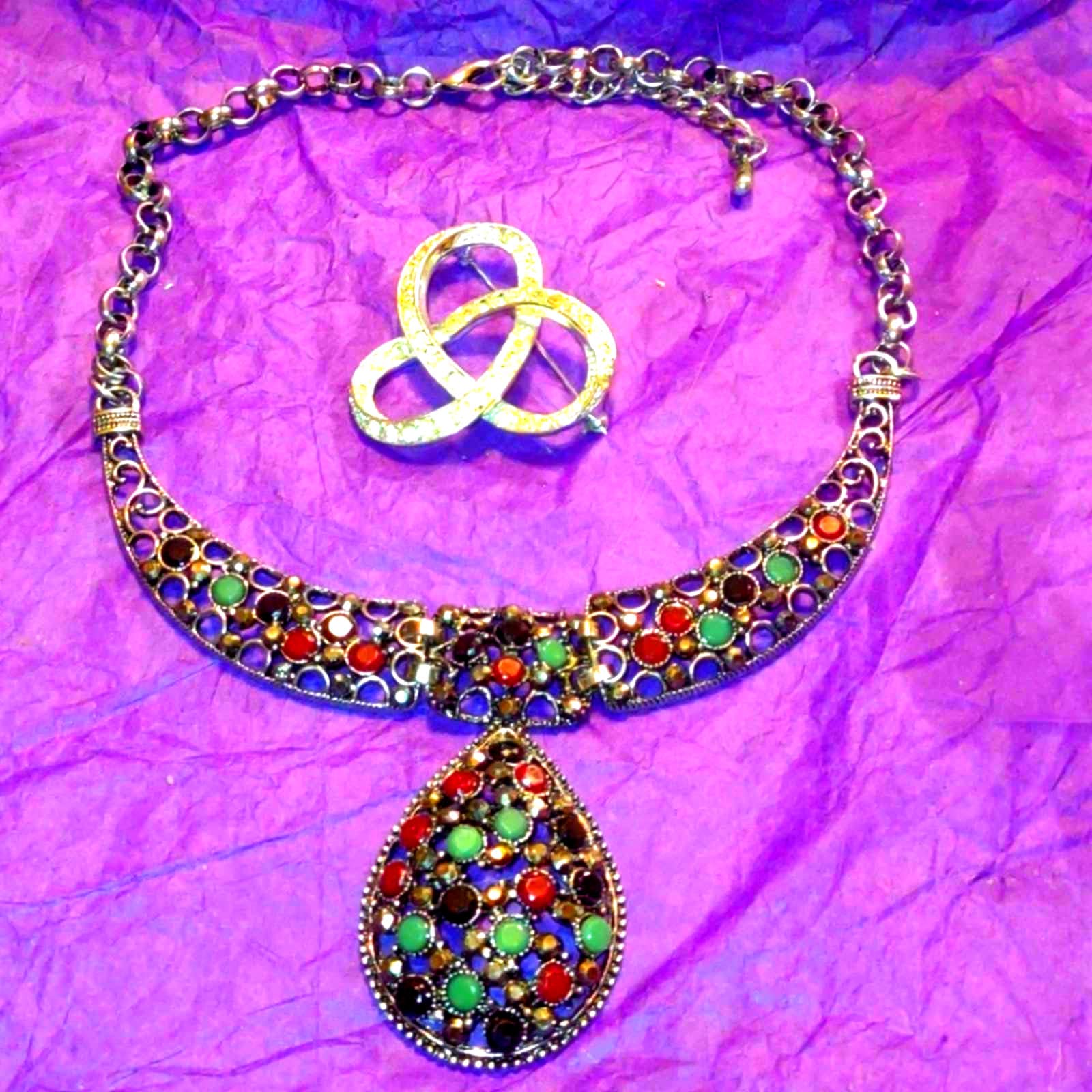 Wunderschöne Silber Naturstein Halskette Und Brosche von VintageAndJewelsShop