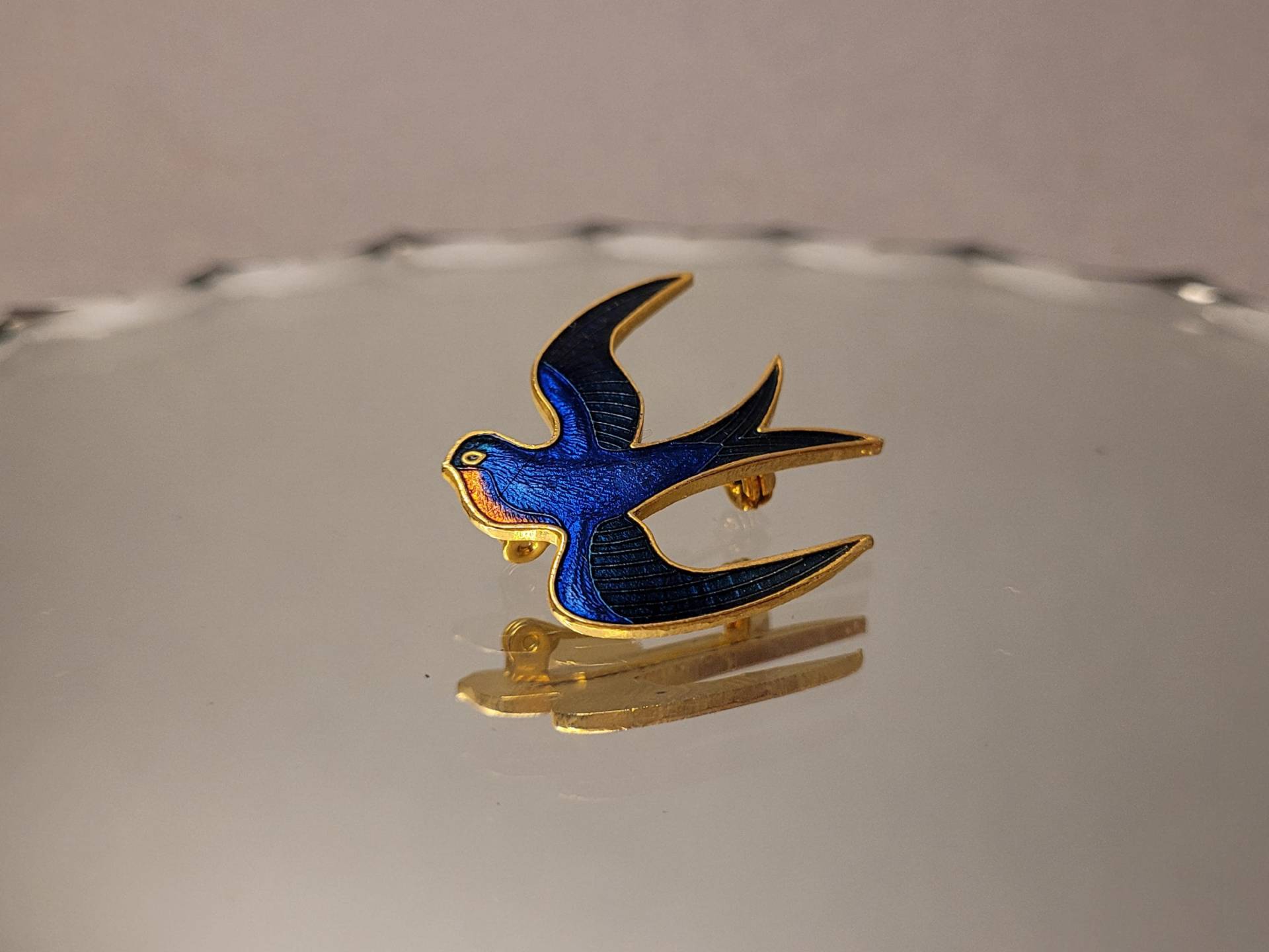 Vintage Antik Emaille Schwalbe Brosche, Miniatur Blauer Vogel, Retro Schmuck von VintageAustriaShop