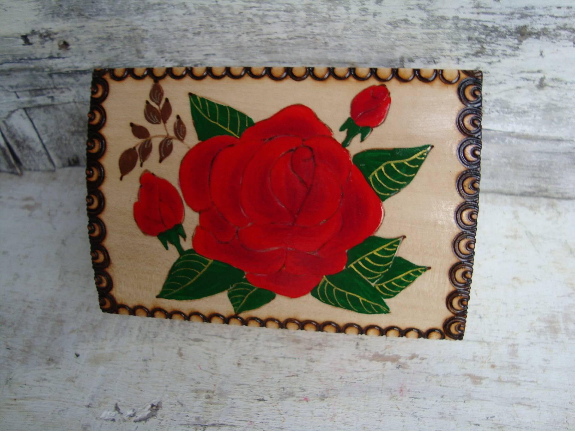 Vintage Holzkiste , Handgemachte Pyrografie Kleine Schachtel Schmuckbox Box , Never Used - Memory Retro von VintageAvangardShop