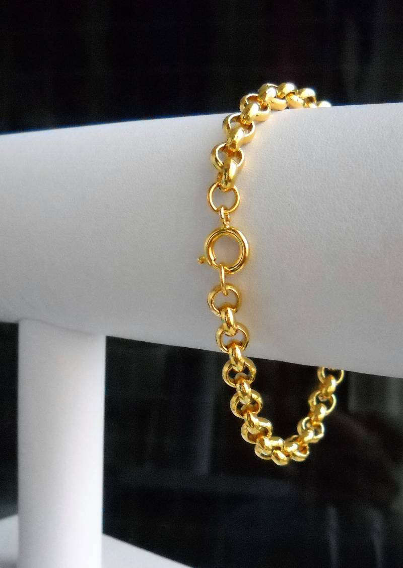 Deutsche Armbänder Aus Den 80Ern. Westdeutsche Ankerkette - Rund Vergoldetem Messing Mit Federringverschluss. Länge 19 cm. Breite Siehe Variationen von VintageBeadsLisbon