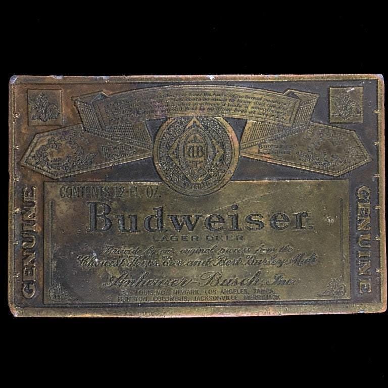 Budweiser Lager Bier Anheuser-Busch Adler Barkeeper Trinker Geschenk Pub Club Bar Party Neujahr 1970 Vintage Gürtelschnalle von VintageBeltBuckle