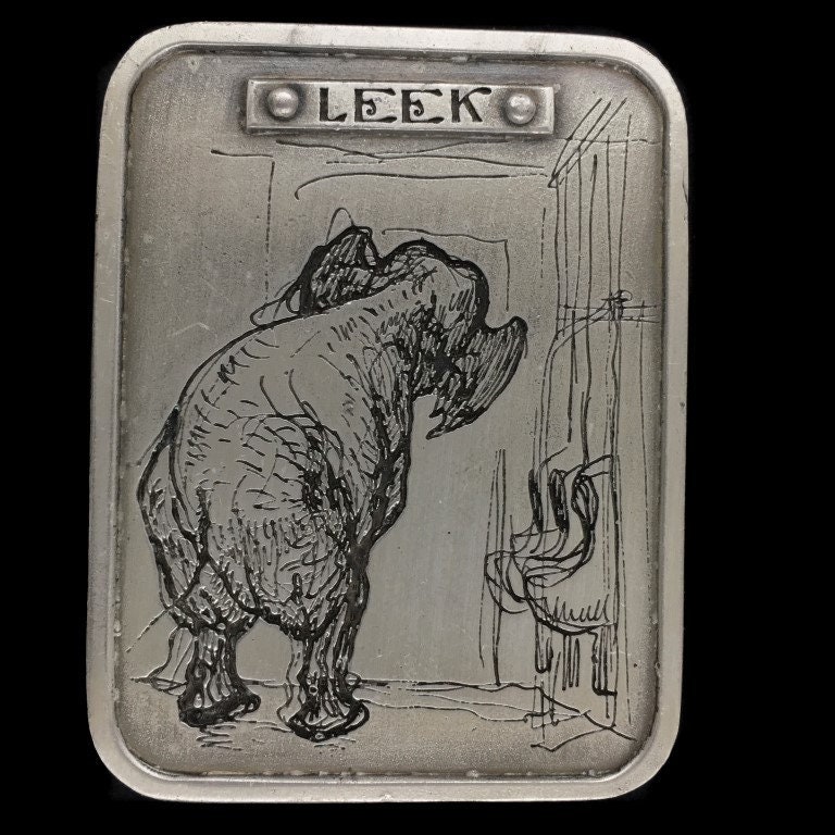 Elefant Im Lauch Knoblauch Garten Scherz Humor Gärtner Lustiges Tier Hippie Zinn Bergamotte Messing Vintage 1970Er Jahre Gürtelschnalle von VintageBeltBuckle
