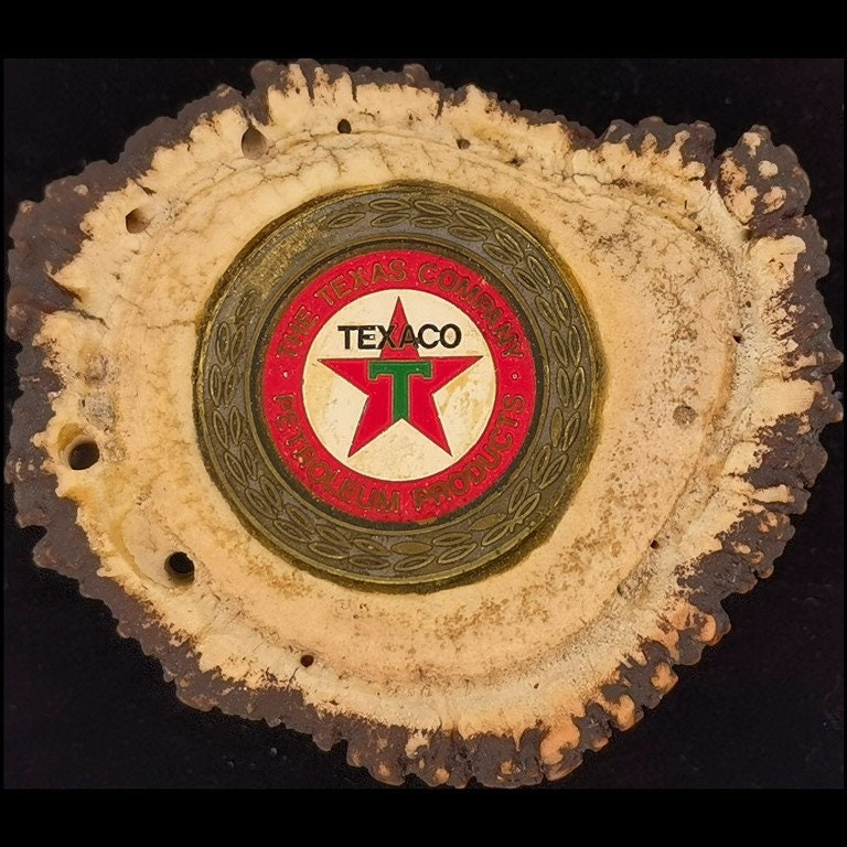 Geweih Neue Texaco Münze Logo Tankstelle Ölfeld Öl Handarbeit Vintage Gürtelschnalle Crew Energie Texas Bohrturm Bohrinsel Roughneck von VintageBeltBuckle