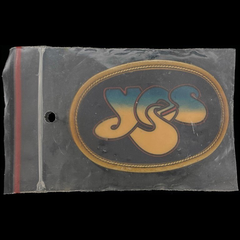 Ja Roger Dean Rock Roll Musik Pacifica Band Aucoin 1970Er Jahre Nos Vintage Gürtelschnalle Schallplatte N Konzert Mfg Memorabilia Logo Hippie Tour von VintageBeltBuckle