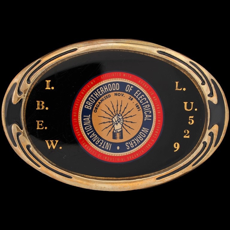 Messing Ibew International Brotherhood Electric Worker Union 80 Vintage Gürtelschnalle Lu 529 Lokale Saskatoon Sk Kanada Elektriker Afl/Cio/Clc von VintageBeltBuckle