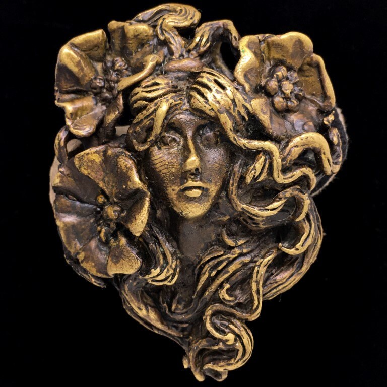 Sculpted Art Bronze Wald Jungfer Frau Blumenkind Blumen Göttin 3 D Fantasy Mythologie Gesicht Kunstwerk Seltene Vintage Gürtelschnalle von VintageBeltBuckle