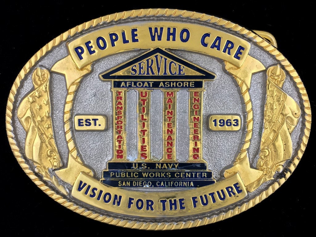 Us Navy Public Works Center San Diego Ca Service Award Usn Seabees Nos New Old Stock Vintage Gürtelschnalle von VintageBeltBuckle