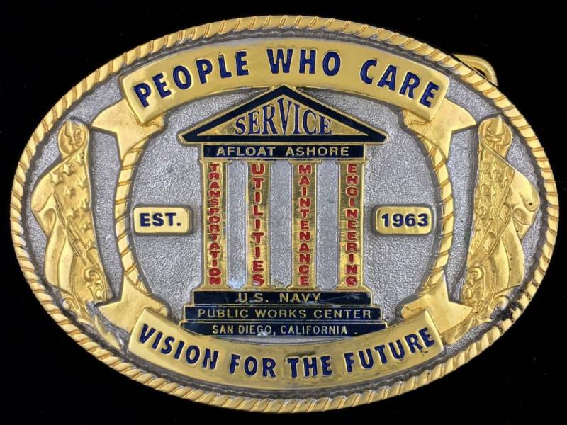 Us Navy Public Works Center San Diego Ca Service Award Usn Seabees Nos New Old Stock Vintage Gürtelschnalle von VintageBeltBuckle