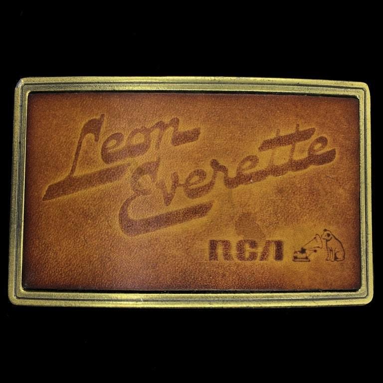 Vintage 1980Er Jahre Nos Rca Cordon 80Er Country Music Tour Band Platte Promo Over Western Gürtelschnalle von VintageBeltBuckle