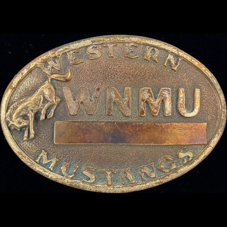 Wnmu Mustangs Western New Mexico Universität Football 1980Er Jahre Vintage Gürtelschnalle Basketball Team Fan Spieler College Sport Alumni Studenten von VintageBeltBuckle