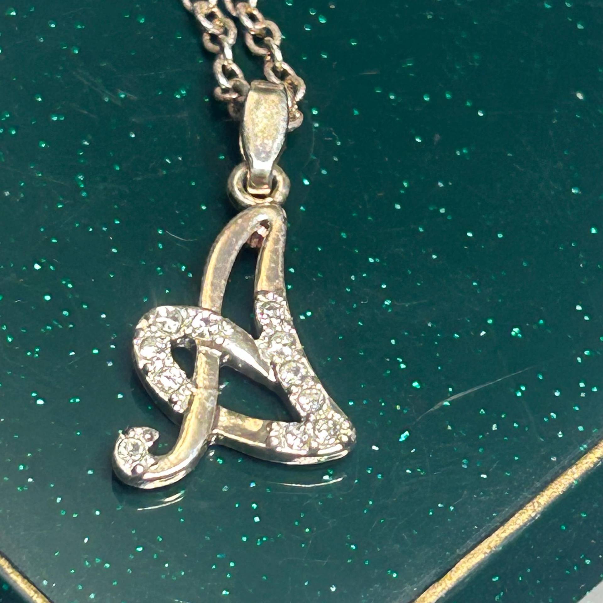 Vintage A Brief Anhänger, Kette Gold Ton-Monogramm von VintageBijouStore