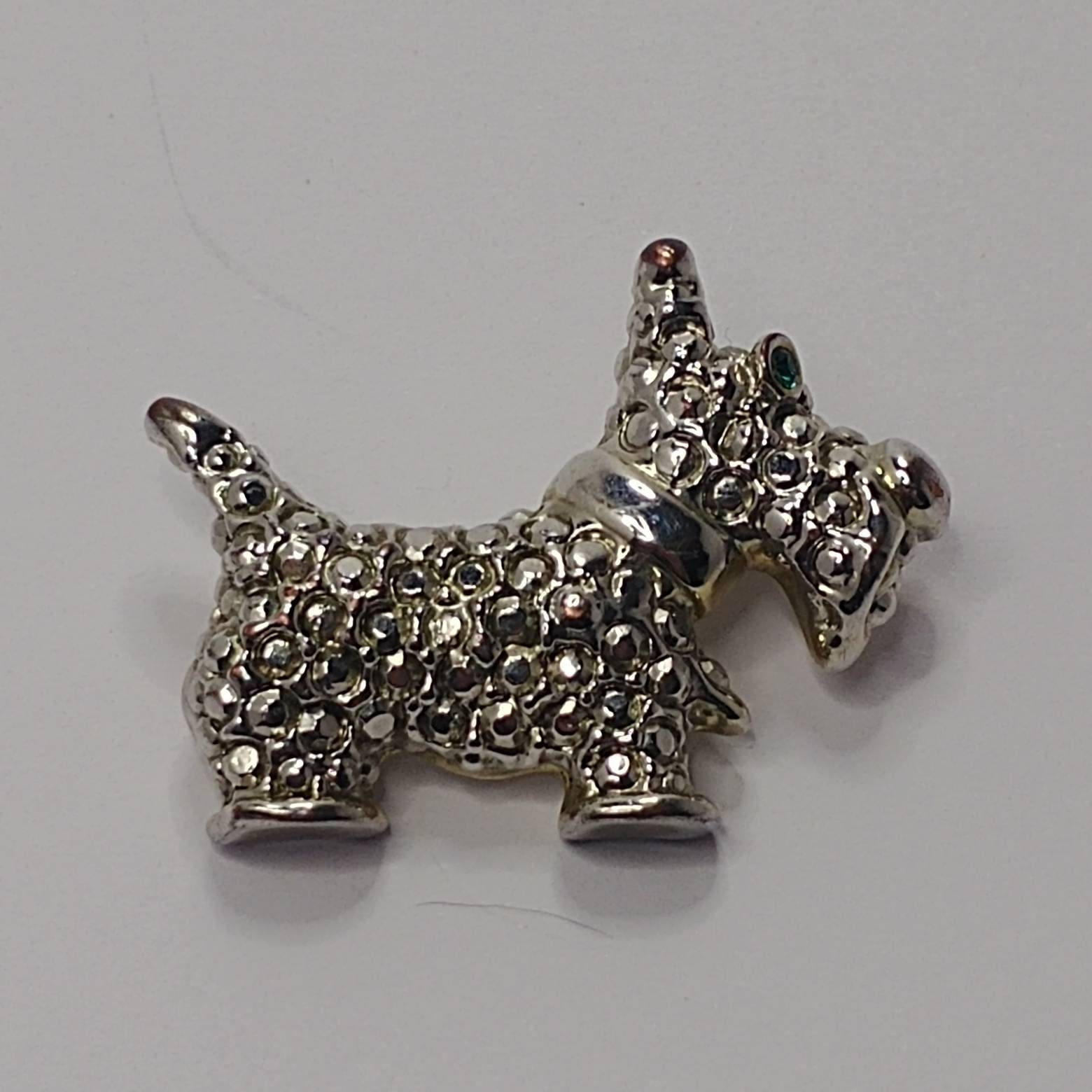 Vintage Brosche/Anstecknadel Hund Scottie Terrier Auf Silberfarbenem Ton Von Pierre Balmain Pb von VintageBijouStore