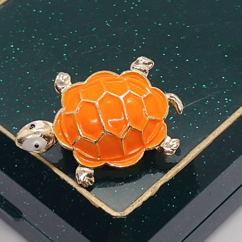 Vintage Brosche/Anstecknadel Mit Orangefarbener Emaille von VintageBijouStore