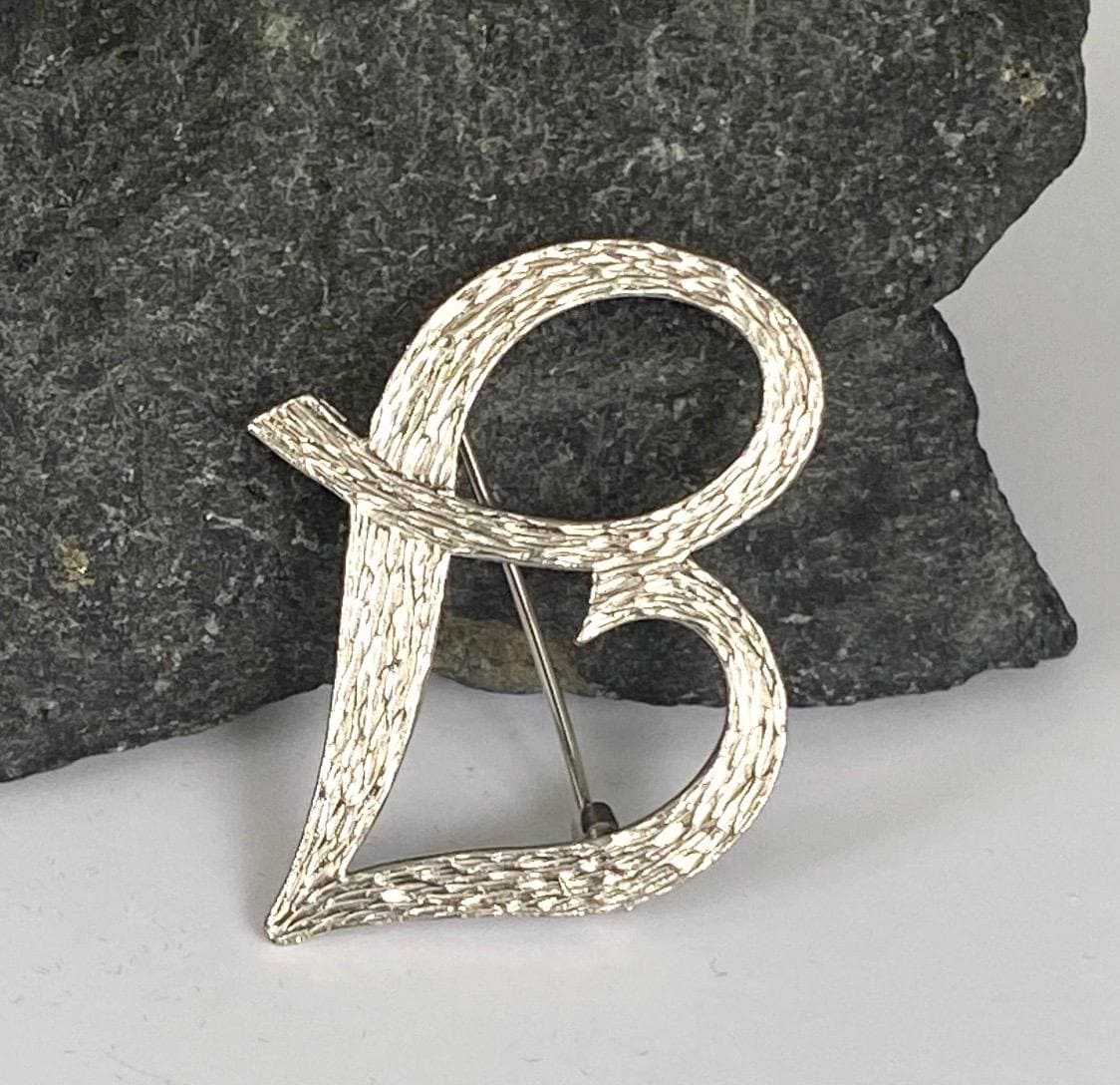 Vintage Brosche Mit Gravur, Buchstabe B, Name, Monogramm von VintageBijouStore