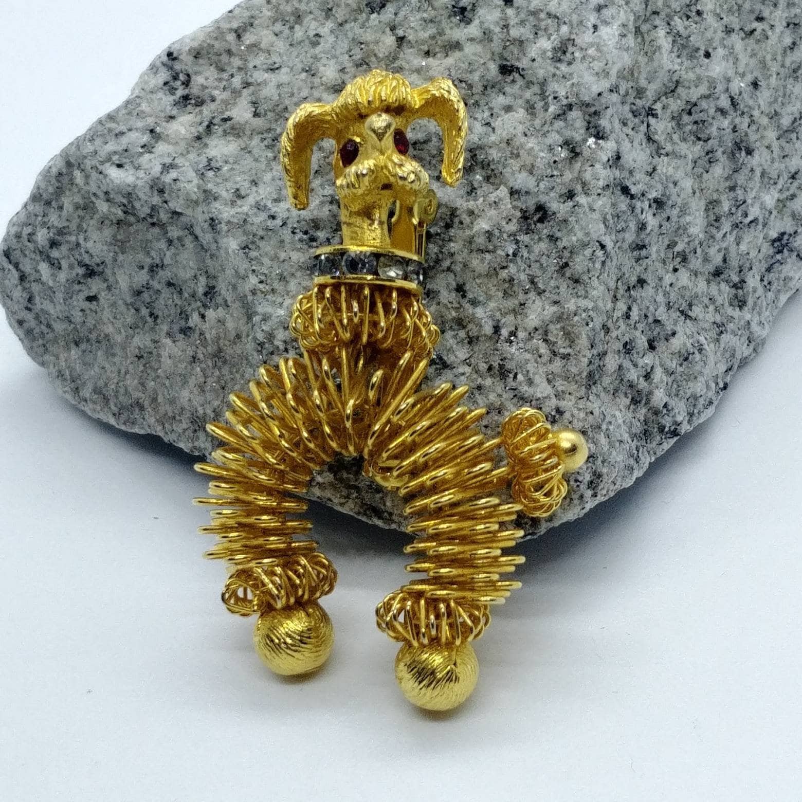 Vintage Brosche Pudel Hund von VintageBijouStore