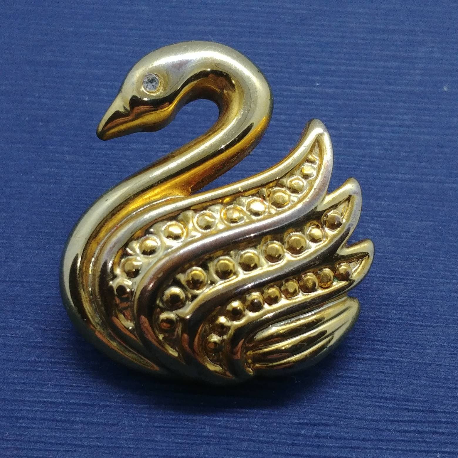 Vintage Brosche Schwan/Vogel Goldton von VintageBijouStore