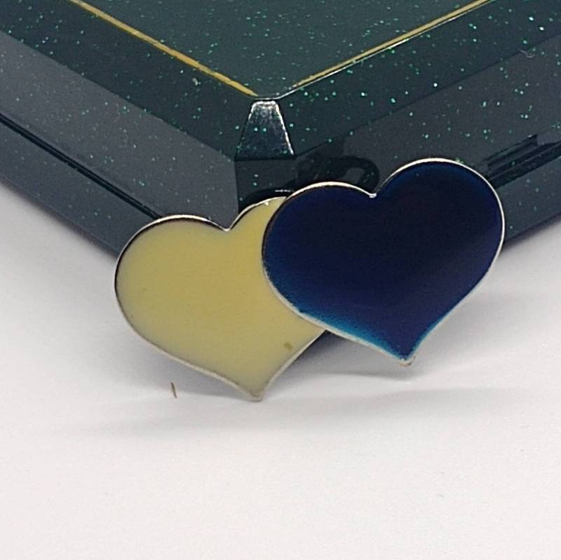 Vintage Emaille Herz Brosche - Silber Ton von VintageBijouStore